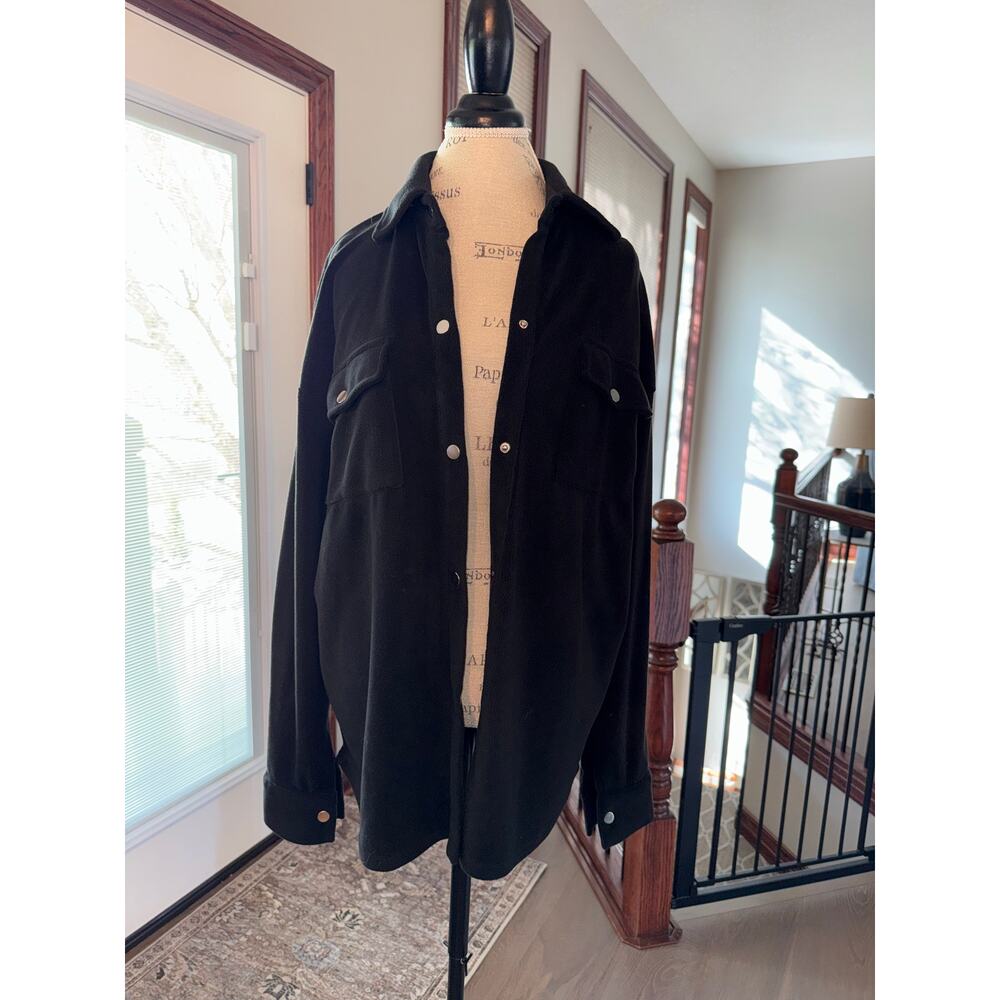 Bailey Rose Trendy and Super Warm LA Brand Shacket Black  Size Med EUC